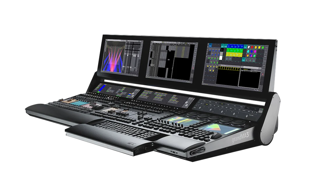 Visual for this record: grandMA3's onPC software previews cues before the rig exists